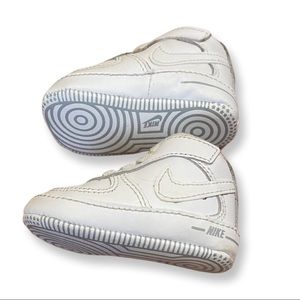 🧸⭐️ Baby Nike Air Force 1’s White Crib Shoes Size 1